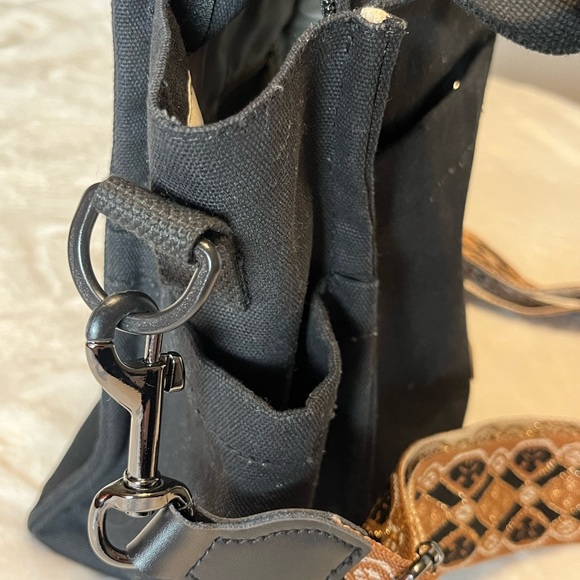 Black Canvas crossbody tote bag - Picture 13 of 13